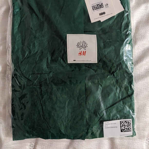 *LAST CHANCE* WHITE LOTUS PATTERNED RUFFLE-TRIMMED PANTS SIZE 10 NWT - Picture 4 of 13